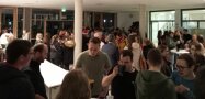 Studierende in der Aula